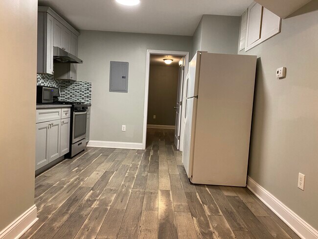 Foto del edificio - 3810 Spring Garden St