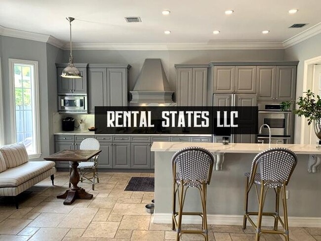 Building Photo - 4 bedroom in Fort Lauderdale FL 33316