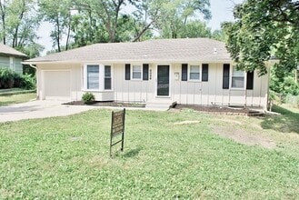 Building Photo - 6006 E 96th St