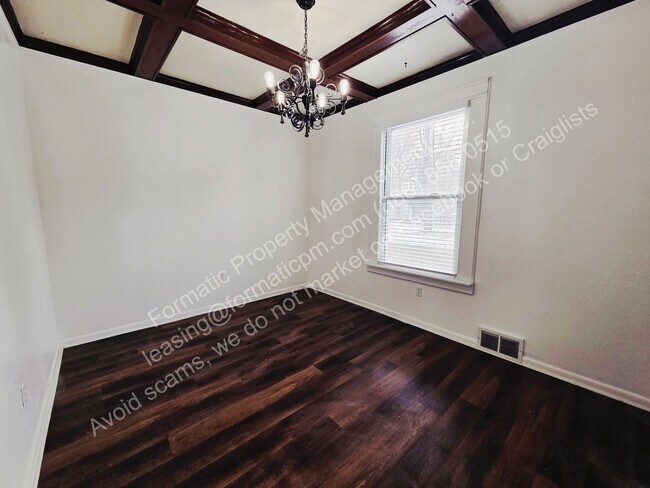 Foto del edificio - 168 W River St