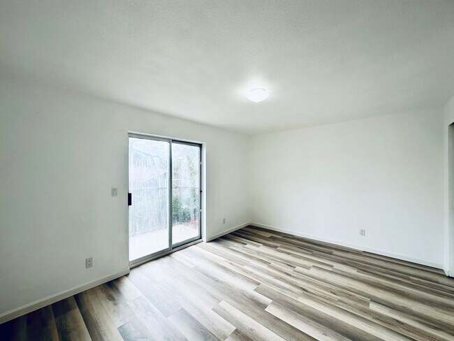 Foto del edificio - Beautiful Bed2, Bath2.5, home!