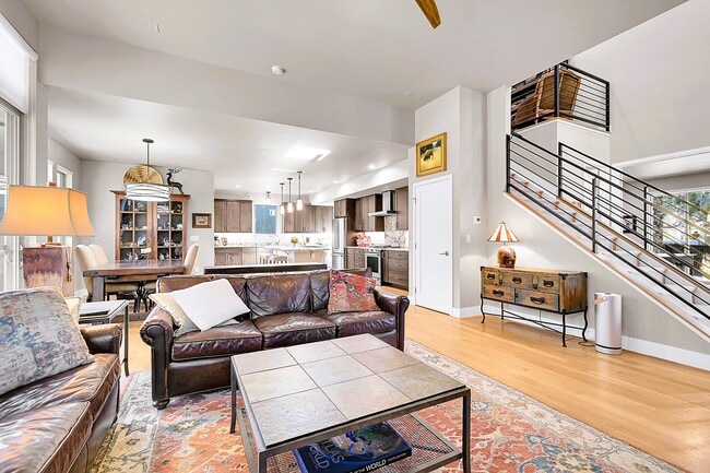 Building Photo - 3040 Alpine Hideaway Trail