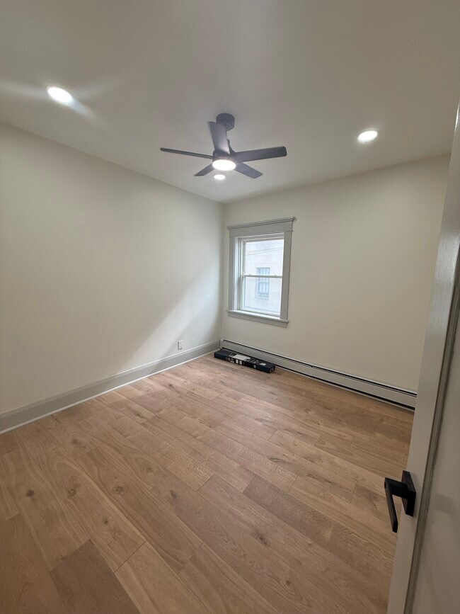 Bedroom 1 - 2929 Delaware Ave