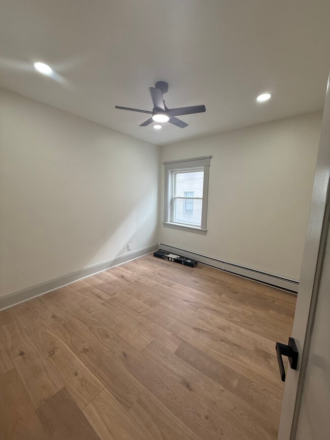 Bedroom 1 - 2929 Delaware Ave