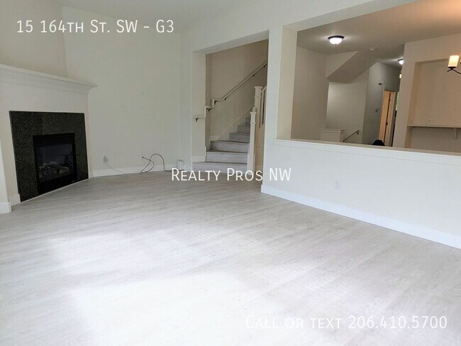 Building Photo - 15 164th St SW