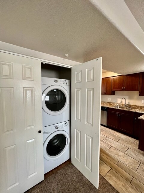 Foto principal - 7650-7660 Washington St
