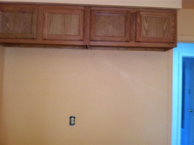 Foto del edificio - 3 br, 1.5 bath House - 19950 Burt Rd