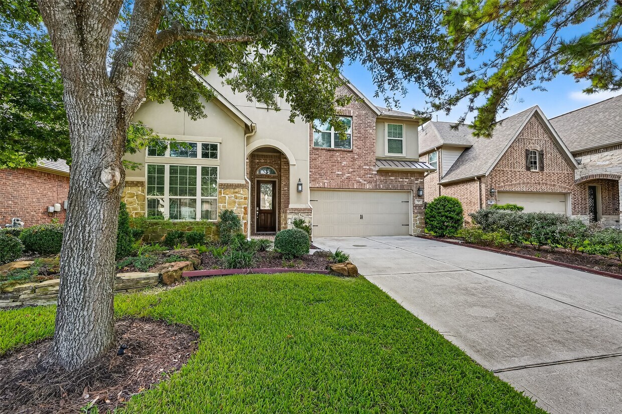 Foto principal - 122 Lindenberry Cir