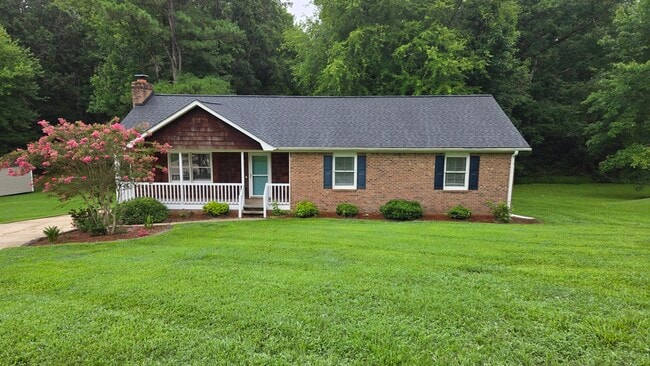 Building Photo - 474 Robin Ln