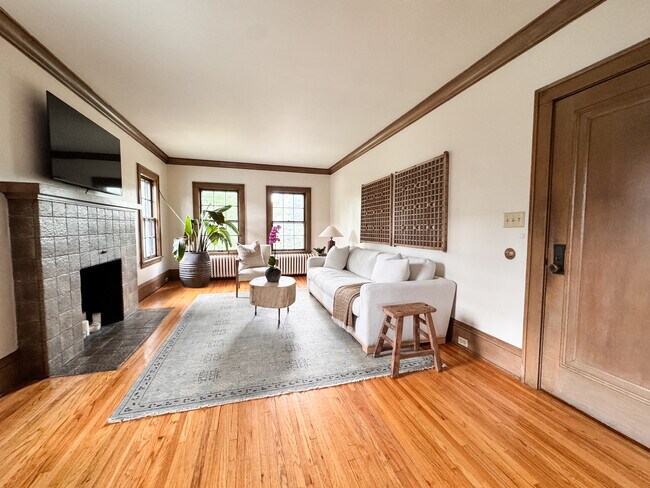 Foto del edificio - 3237 Emerson Ave S