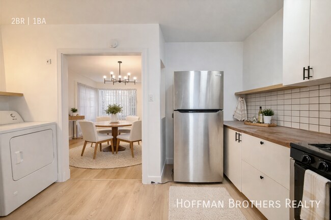 Foto del edificio - 1839 S Beverly Glen Blvd