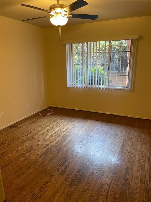 Building Photo - 234 N Jackson St