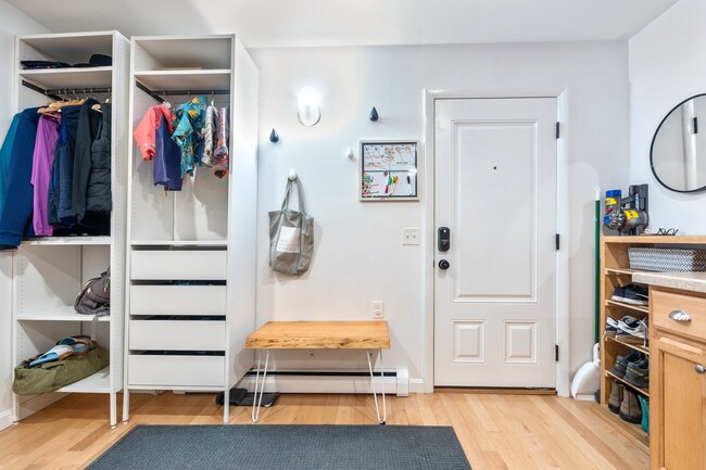 Entry/mud room - 107 Emery St