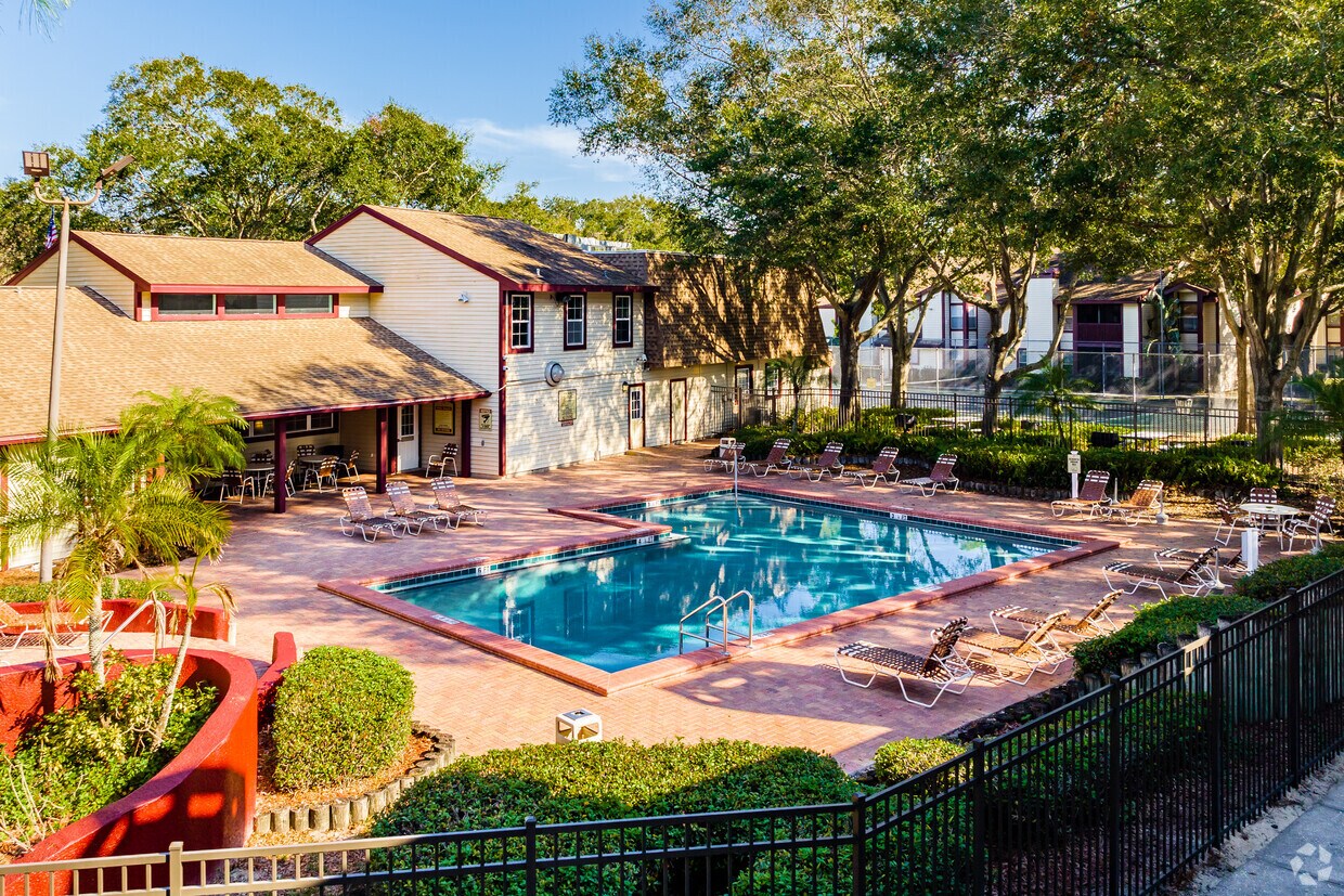 Harbourtowne at Countrywoods Apartments in Palm Harbor, FL