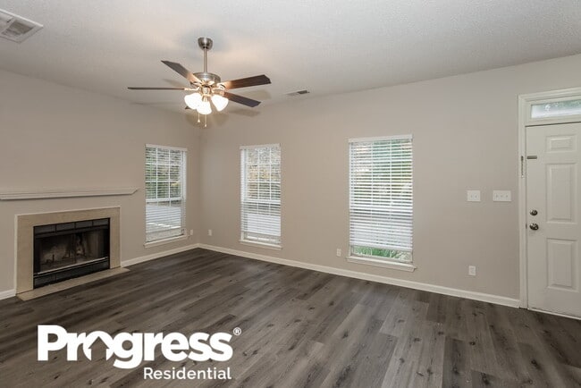2711 Clarencefield Dr photo'