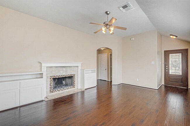 Foto del edificio - 4727 Wind Trace Dr