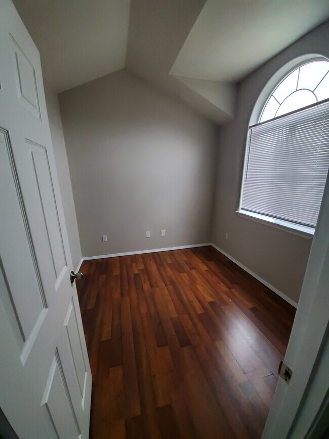 bedroom 2 - 4474 SW Plumeria Way