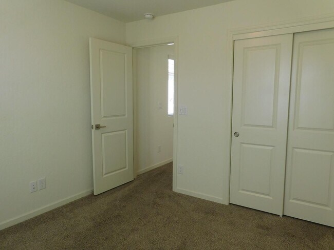 Building Photo - 2063 N Walling Ln