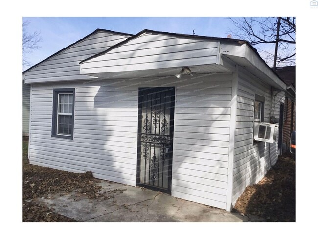 Building Photo - 4816 Tomahawk Trail