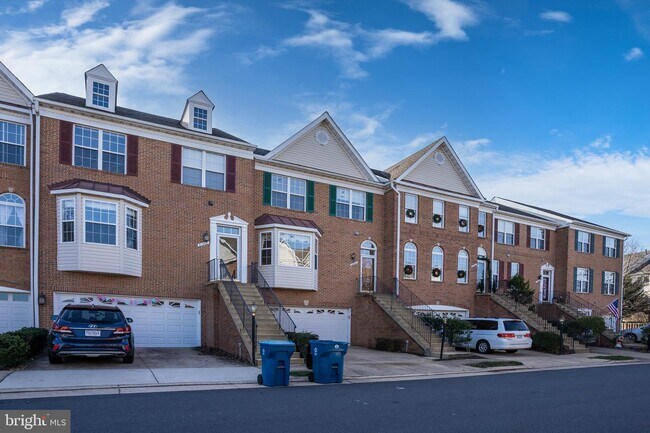 Building Photo - 21367 Sawyer Square