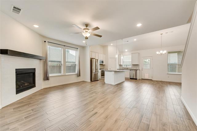 Foto del edificio - 2205 Ranchwood Dr