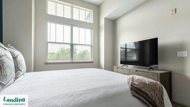 Foto del edificio - 7116 Finn Hall Ave