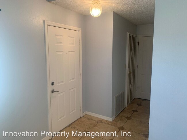 Building Photo - 3 br, 2 bath House - 704 Harland Court