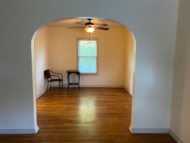 Dining Room - 528 Fulton Ave