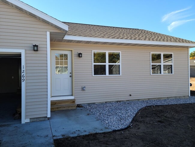 Foto del edificio - 3 Bedroom Duplex