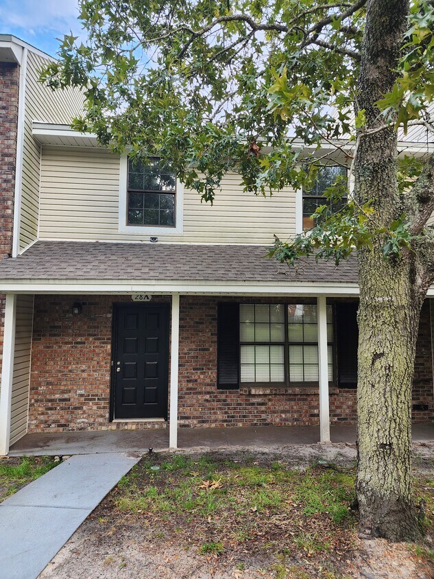 Primary Photo - 28 10th St