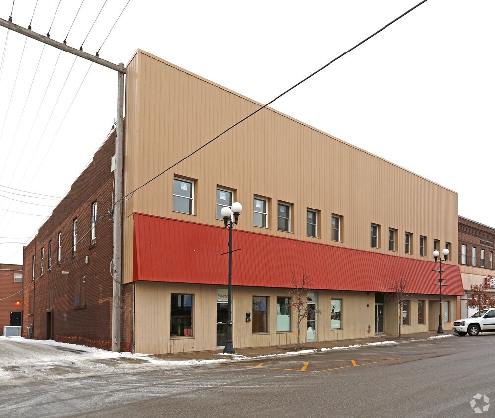 Building Photo - Brainerd Lofts