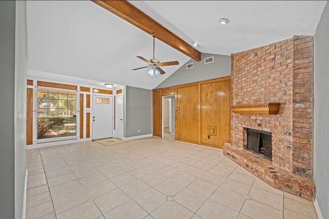 Building Photo - 22018 Silver Lode Dr