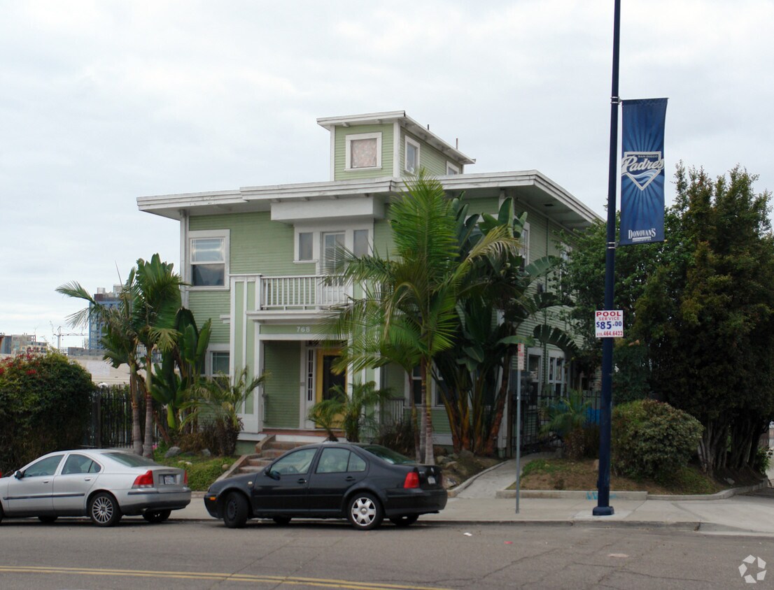 Foto del edificio - 768 17th St