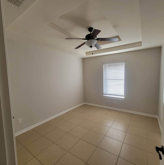 Foto del edificio - 3611 Spicewood Dr