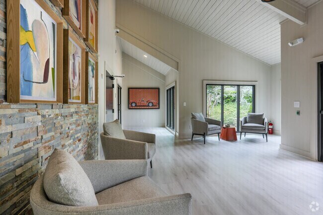Foto del edificio - 7 7 Pines Ct NW