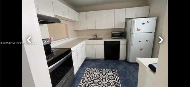 Building Photo - 2600 Fiore Way