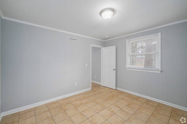 Foto del edificio - 6741 Richmond Hwy