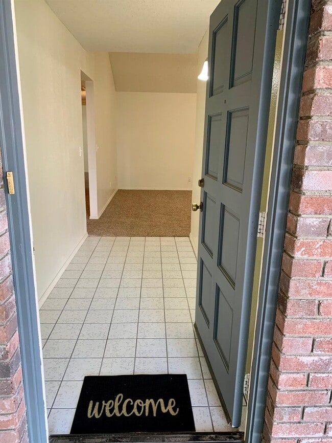 Foto del edificio - 1797 E Solar Ave