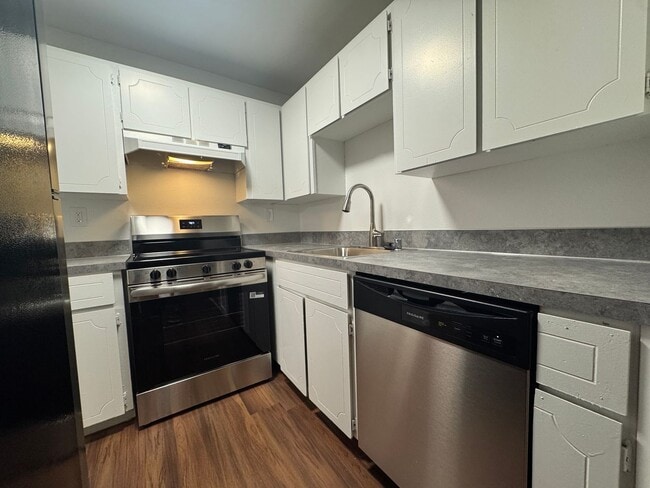 Interior Photo - Bayview Apartments | Bright Units with Easy Transit Options