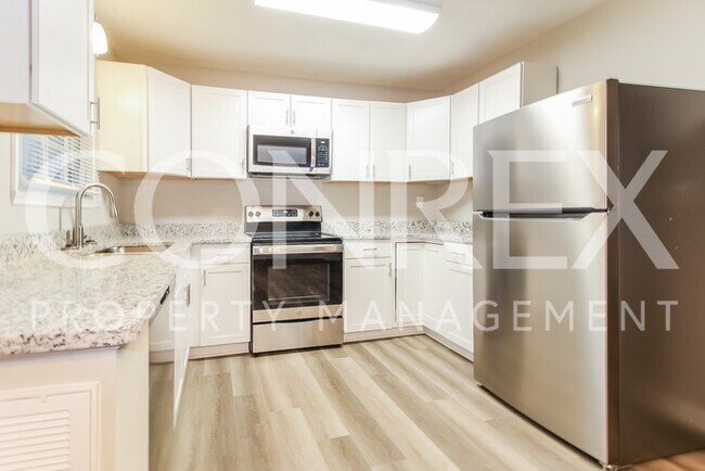 Building Photo - Beautiful 4 Bedroom in Wildwood Acres