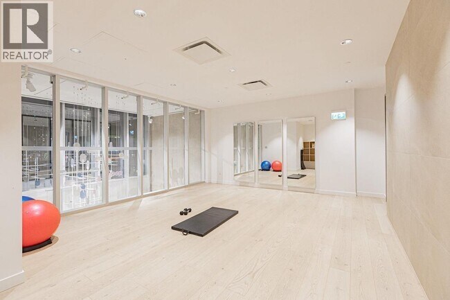 Building Photo - 6000 McKay Ave