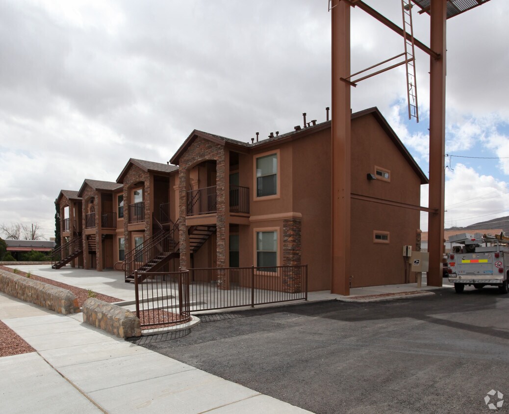 Foto principal - 4119 S Memphis Ave