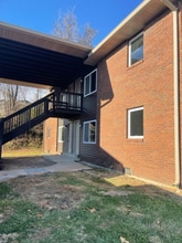Building Photo - 807 S Morrison Ave