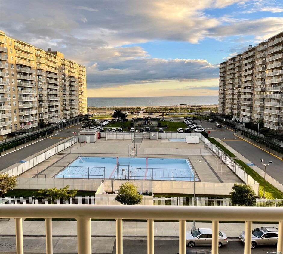 Foto principal - 79-14 Rockaway Beach Blvd