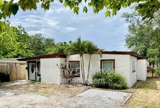 Building Photo - 30 Lemon Ln