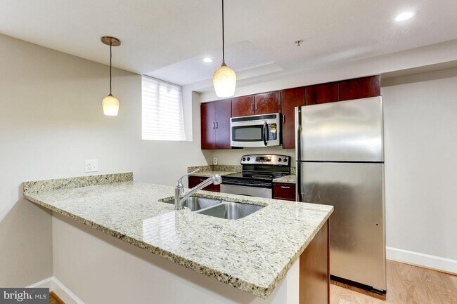 Building Photo - 5403 9th St NW