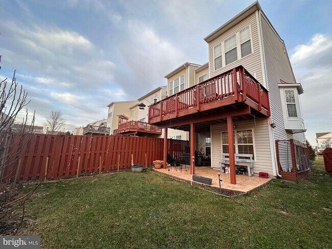 Building Photo - 43855 Tattinger Terrace