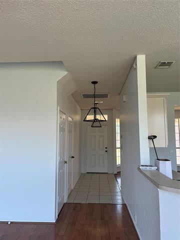Building Photo - 7929 Park Ridge Dr