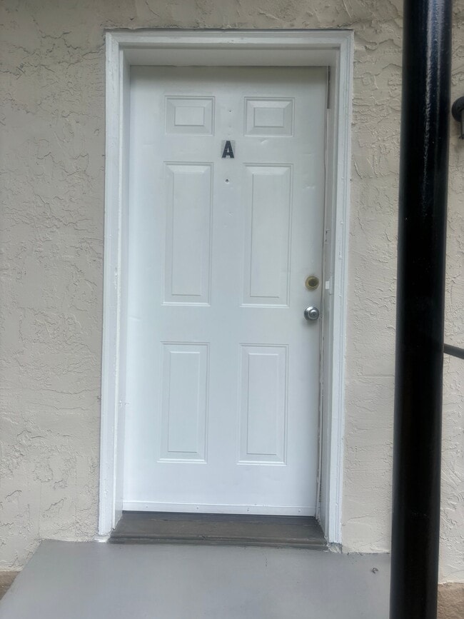 Building Photo - 51 Mullis St