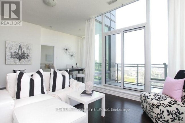 Building Photo - 3525 Kariya Dr